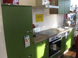 Pino Musterkuche Moderner Kuchenblock In Schonem Grun Ausstellungskuche In Pommelsbrunn Von Das Kleine Kuchenhaus