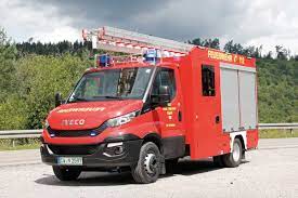 Die feuerwehr ungetsheim verfügt über ein tragkraftspritzenfahrzeug mit 600 liter wassertank. Ff Nagold Tsf W Mit Integriertem Mannschaftsraum Feuerwehr