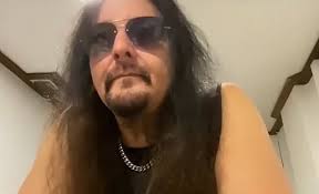 GENE HOGLAN Explains Why DARK ANGEL's New Album 'Extinction Level Event'  Isn't Available On SPOTIFY