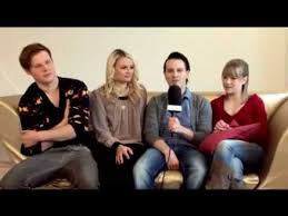 Wie gut kennst du dich mit der seriehaus des geldesaus. Das Haus Anubis Die Peinligsten Pannen Der Stars Youtube