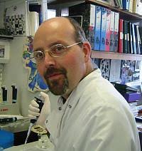 Dr Stephen McLaughlin