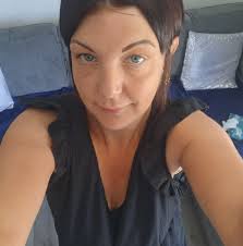 Hi can anyone point me in the right direction plz I'm looking for things to  do in Leeds with my daughter over holidays that isn't going to cost a  fortune tia