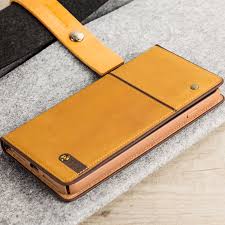Crafted of premium saffiano leather, this wrap case marries function with fashion to give your device the stylish look and reliable protection it. Stil Toscano Wine Genuine Leather Iphone 7 Plus Wallet Case Camel