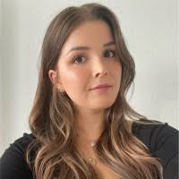 100+ perfiles de «Dylla»