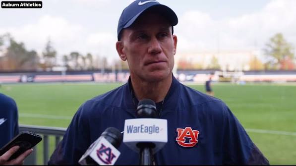 Auburn interim head coach DJ Durkin was holding back tears while making his  opening comments to reporters on Saturday. Throughout the week, players  talked about how much his energy helped the group