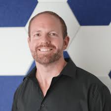 Empower Your Clients: Choosing the Perfect Lender for Success