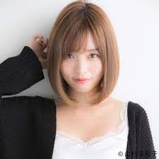 前髪あり 前下がりボブでオシャレに 似合わせポイントとスタイルを公開 hair 前下がりボブ 小顔 ボブ 前下がりボブ 前髪あり