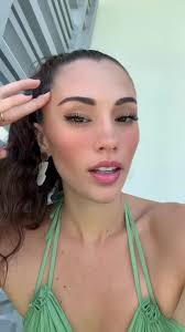 Madison (@itsmadixon)’s videos with Ally and Jack from Burlesque