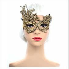 Winged creatures make good masquerade costumes, perhaps because of the whimsical associations made with wings and flying. White Blank Diy Masquerade Mask For Girls Boys Holiday Midnight Costume Party Costume Reenactment Theater Accessories Leadeq Mask