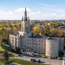 Du Học Tại Western University, Canada: Cơ Hội Phát Triển Học Thuật Và Khám Phá Cuộc Sống Sinh Viên