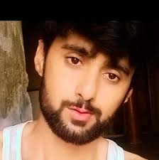 Yasir Hussain reacted to Nadia Khan's warning in his hilarious manner and  said that he didn't say anything to her, it was Saba Faisal and Sawat  Gilani who talked against her. 🤭🤭🤭 #