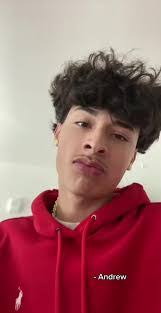 Edgar Berry's Instagram, Twitter & Facebook