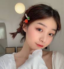 Lisa blackpink most famous popular and cute wallpaper photo and image collection by waofam. Cute Beaded Fruit Hairpin Lisa Blackpink K Fashion At Fashionchingu