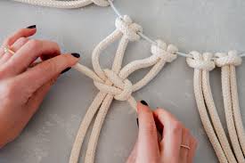 Diy Makramee Lampe Ikea Hack Mit Lampenschirm In 2020 Ikea Lampen Lampe Selber Machen Ikea Lampenschirm Selber Machen