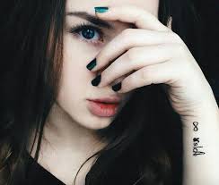 фото на аву в вк для девушек без лица с длинными волосами Kartinka Na Avu Idei Dlya Foto Fotografii Devushek Instagram