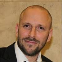 100+ perfiles de «Dani Simons»