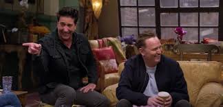 We call this the matthew perry effect. Friends Reunion Viewers Baffled By Matthew Perry S Bright White Teeth Mirror Online