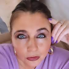 BREAKING: I dag byder vi velkommen til 2 nye medejere af FirstGrade: Jasmin  Lind og Mika Schultz.