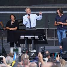 On december 30, 2020, kennedy's niece kerry kennedy meltzer, a physician, penned a similar open letter. Robert F Kennedy Jr Is Barred From Instagram Over False Coronavirus Claims The New York Times