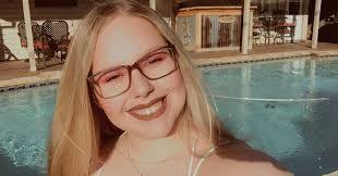 Brianna Stearns's Instagram, Twitter & Facebook