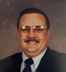Ballou Philip Jr. (Stub) Heigele passed away yesterday. He was a long time  business owner and resident of Iola. He was married to Letha and they had  two sons, Bob and Randy. |