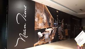 Wall Tek Pose D Une Palissade De Chantier Dans Le Centre Commercial O Parinor Palissade Palissade Bois Chantier