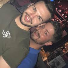 Bought a road angel double din DAB+ stereo for the wife's phev . It been in  for 5 days and she doesn't like it so I have had to take it out