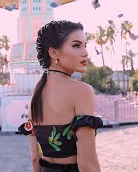 For today, we will be dishing out latest hair style for ladies 2021 for ladies to rock this week. Tumblr Hairstyles Beautiful Styles To Choose From Inspired Beauty Coachella Hair Hair Styles Cochella Hair