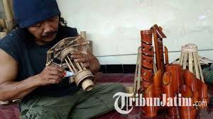 Wadah lampu hias anyaman / wadah lampu hias anyama. Perajin Lampu Hias Bambu Asal Kediri Ini Mulai Banjir Pesanan Tribun Jatim