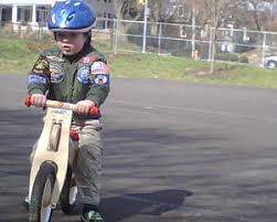 Vielleicht ist das jetzt aber auch der. Fahrrad Fahren Lernen Wikibooks Sammlung Freier Lehr Sach Und Fachbucher