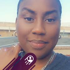 This graduate goes viral for the sweet message she left