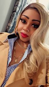 2025🎉🎉🎉 Out with the old; in with the new!!🤚🏾 Happy New Year!!  🥂🎊💃🏾