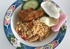 Resep nasi goreng satu menu makanan favorit dan sudah merakyat di tanah air bernama nasi goreng tentu sering kita temui. Aneka Resep Indonesia