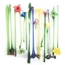 Our gallery contains a wide variety of different types of hand blown glass. Lot Art Long Stemmed Decorative Blown Glass Flowers