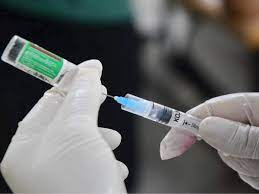 Covishield vaccine has been approved for restricted use in emergency situation in individuals 18 years of age and older. Covishield Vaccine Side Effects Price Efficacy Of Serum S Covishield Vaccine India News Times Of India