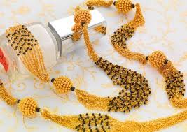 Mangalsutra In 2020 Gold Mangalsutra Gold Mangalsutra Designs Gold Jewelry Stores