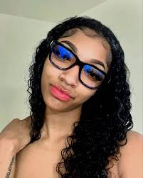 American basketball player Angel Reese profile