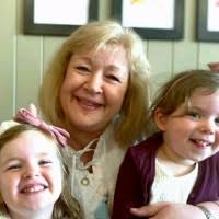 2300+ perfiles de «Ruth Ruth Ruth»