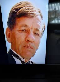 Found a dvd of many photos. Can anyone recognise themselves  /family/friends. Would love for this to go to its rightful owner. Please  share 🙏