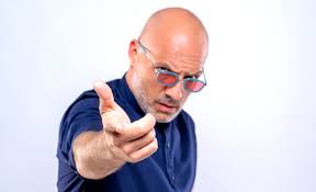 Ο νικοσ μουτσινασ πηρε το στεμμα. H Epishmh Anakoinwsh Toy Skai Gia Ton Niko Moytsina To Pontiki