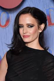 3 4 she is the daughter of marlène jobert , an actress and author, and walter green, a dental surgeon 5 and occasional actor  citation needed . Eva Green Dumbo Screening In Paris Celebmafia