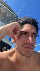 What are some housing options in Hell's Kitchen, NYC for $900-$1300/month?