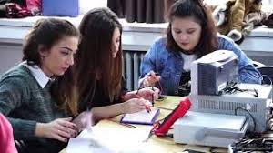 .hacettepe üniversitesine bağlı zonguldak mühendislik fakültesi'nde devam etmiştir. Muhendislik Fakultesi