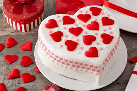Utilizzare stencil e zucchero a velo per decorare la vostra torta. Torte Di San Valentino Le Migliori Ricette Dolci Per Festeggiare Buttalapasta