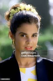 Carmen Ross's Instagram, Twitter & Facebook