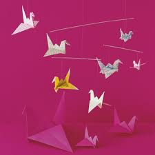 Die seitenflügel des grauen moduls Origami Ideen Zum Selberfalten Mit Faltanleitung Living At Home