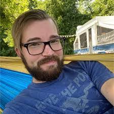 Dustin Baumgardner's Instagram, Twitter & Facebook