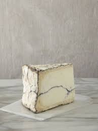 Usa Humboldt Fog One Of The Best Goat Cheeses In The World This Stuff Is Amazing Cheese Food Best Cheese