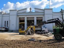 Addio Blue Room: al posto del night ristorante e disco (che assumono) - Il  Tirreno