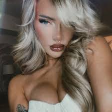 Stream Christopher Swindle music